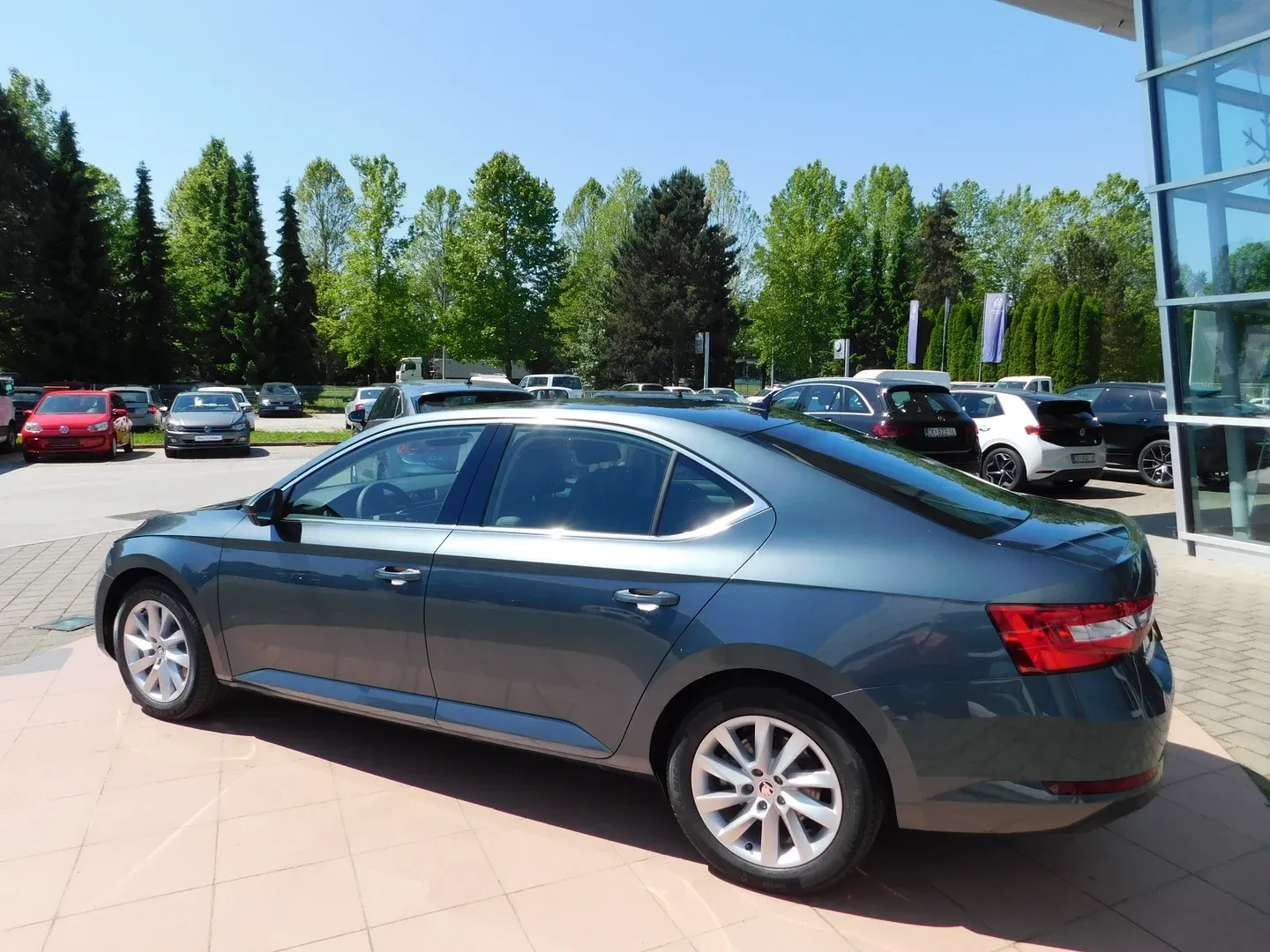 07400 škoda superb business 2.0 tdi dsg - slika 5