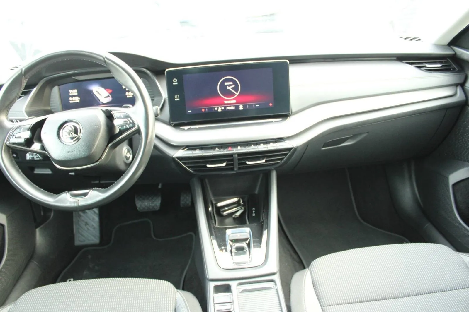 škoda octavia combi 2.0 tdi 150ks dsg *led, navigacija* - slika 14