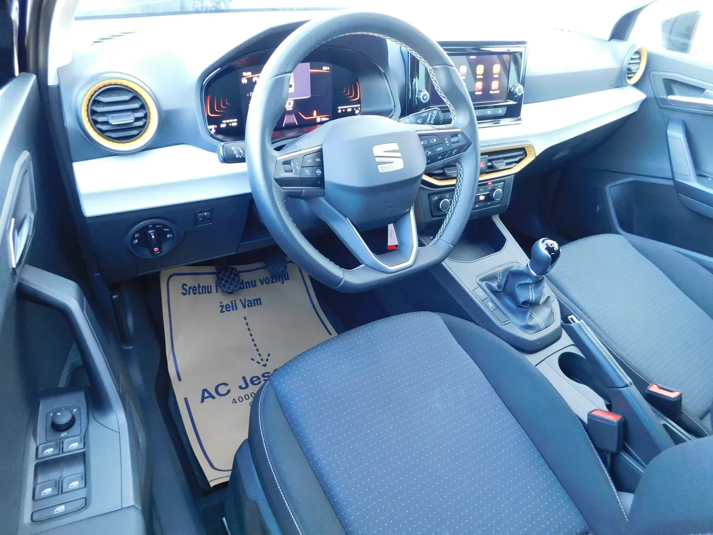 11469 seat ibiza 1.0 tsi style edition 40 - slika 9