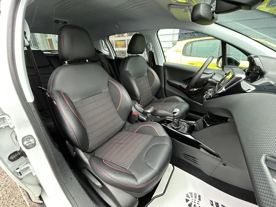 peugeot 2008 gt - model 2017 - 130ks - 105.000km - navi - reg 1 god! - slika 10