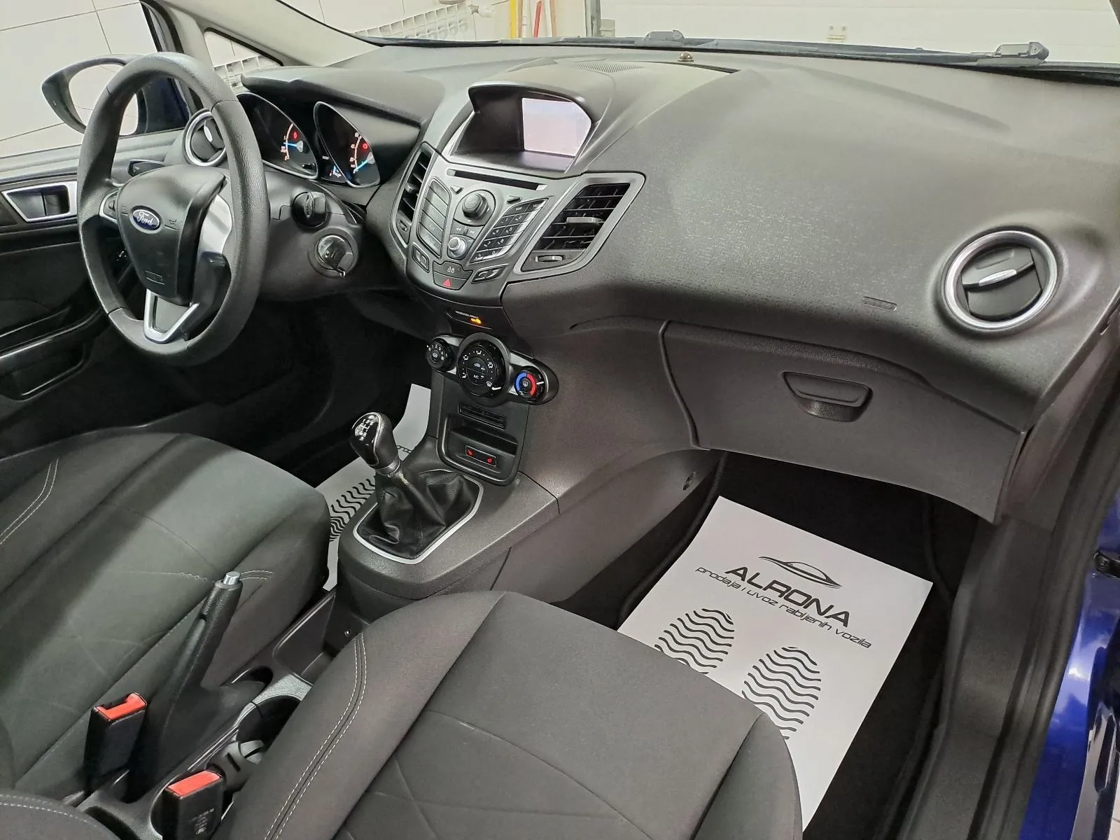 ford fiesta 1.5 tdci*jamstvo* navi,novi zupčasti+servis,zimski kotači - slika 13