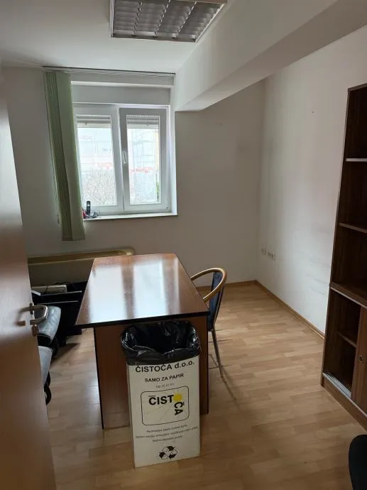 poslovni prostor - najam, 8 ureda, zadar-relja, centar grada! 2. kat! - slika 6