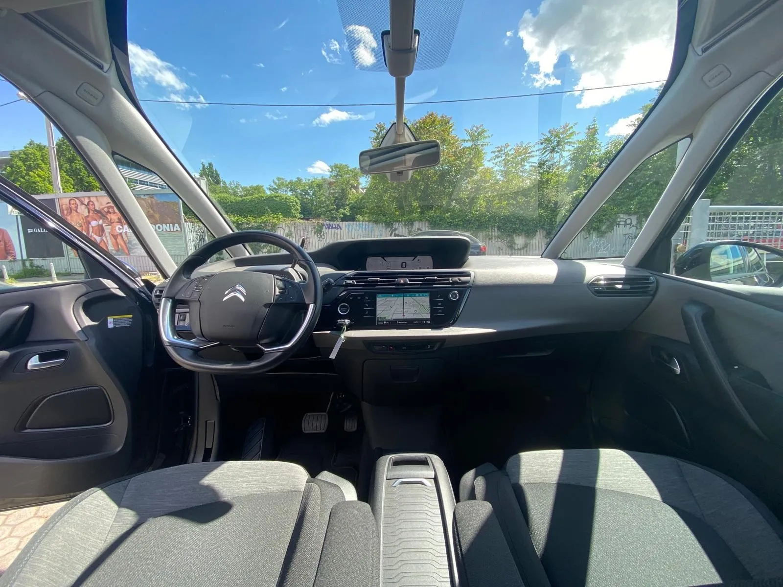 citroën c4 picasso 1.2 puretech automatik, navi, isofix, 4xgarancija! - slika 9