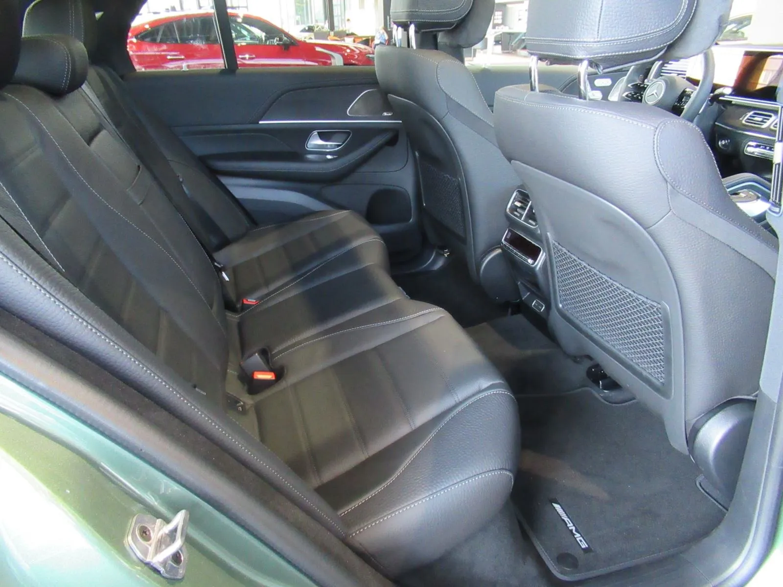 mercedes-benz gle 450 d 4matic amg line premium plus - slika 11