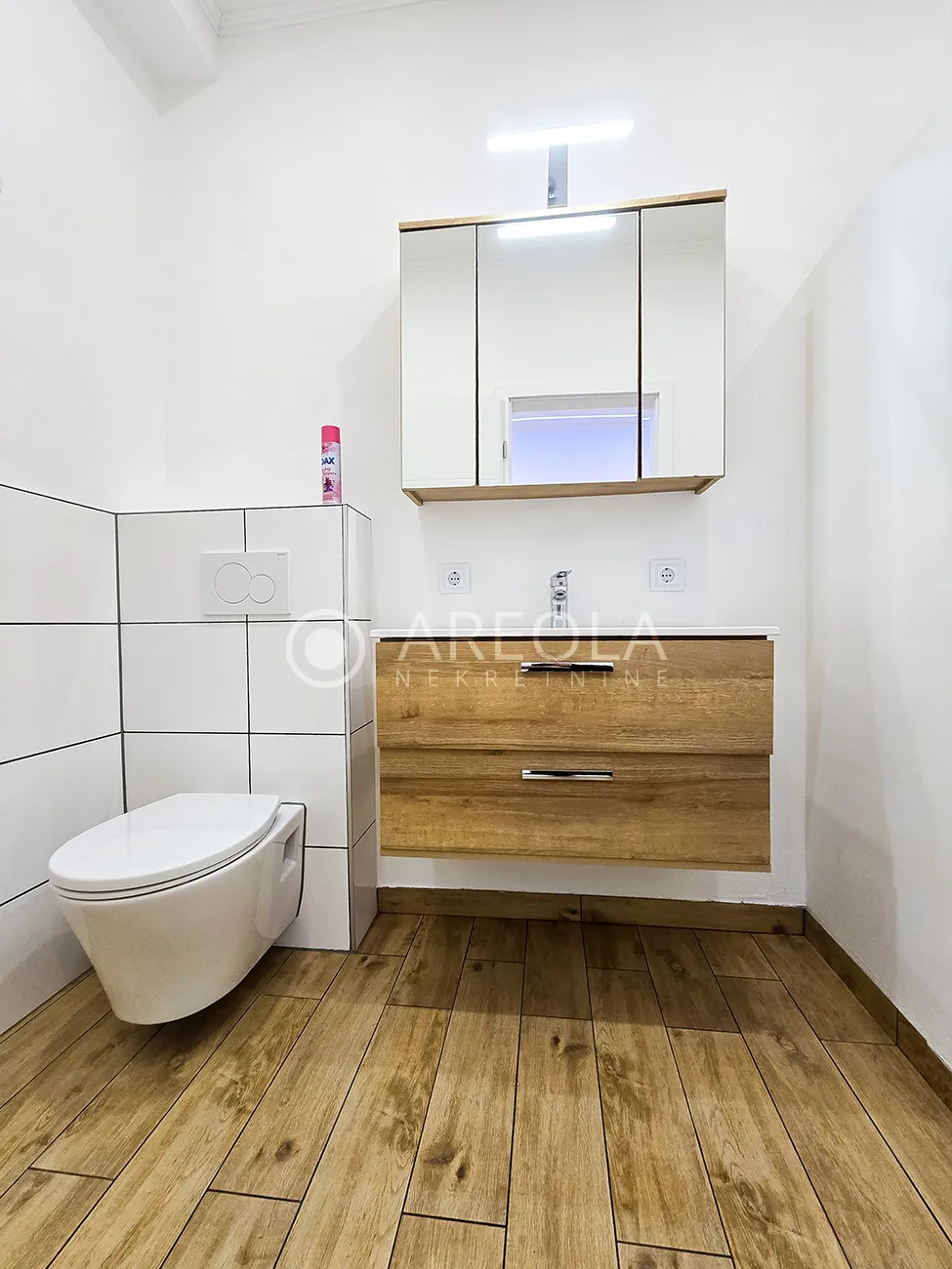kaštel kambelovac - namješten trosoban stan - dugoročno! - slika 16