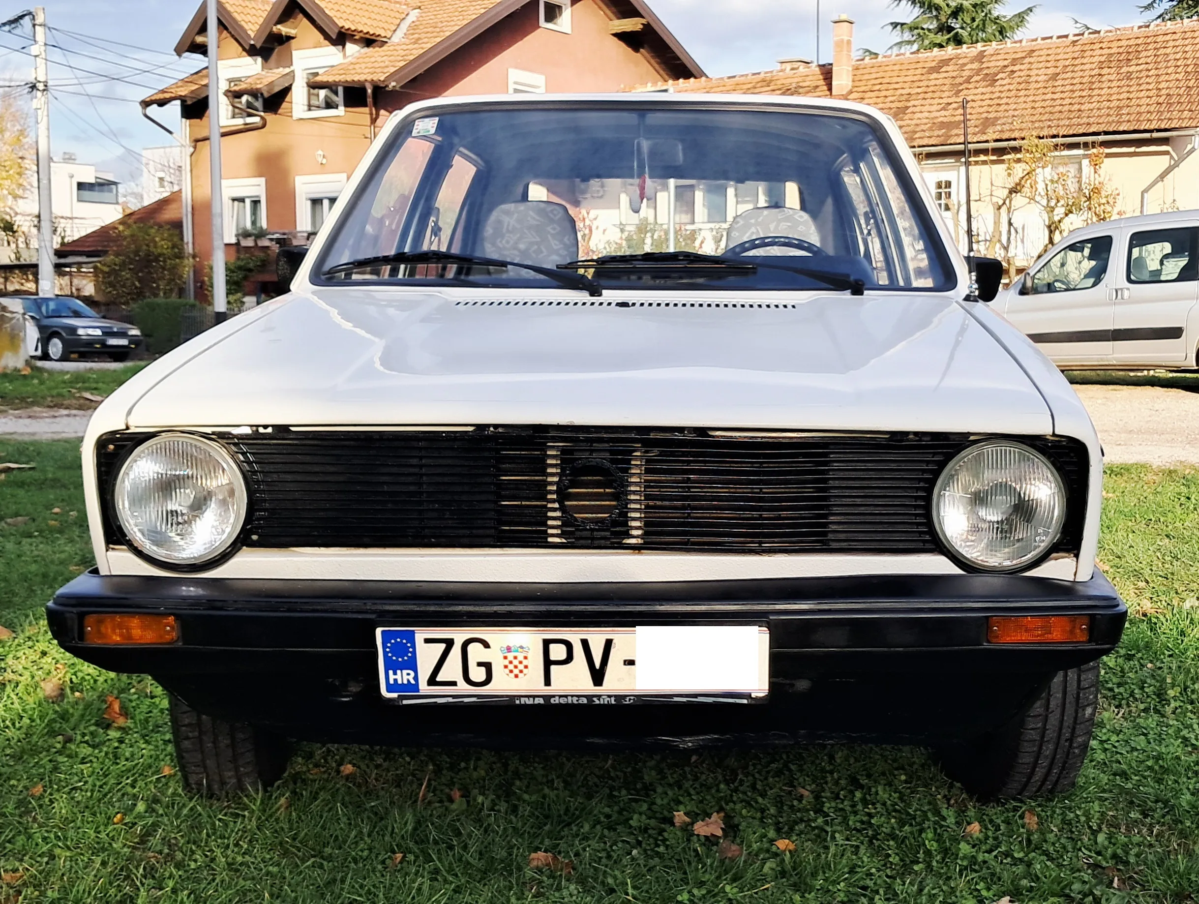 golf i d, 1.6, 40 kw, tas, 236.600 km, 2. vl., oldtimer, reg. 5/2026 - slika 2