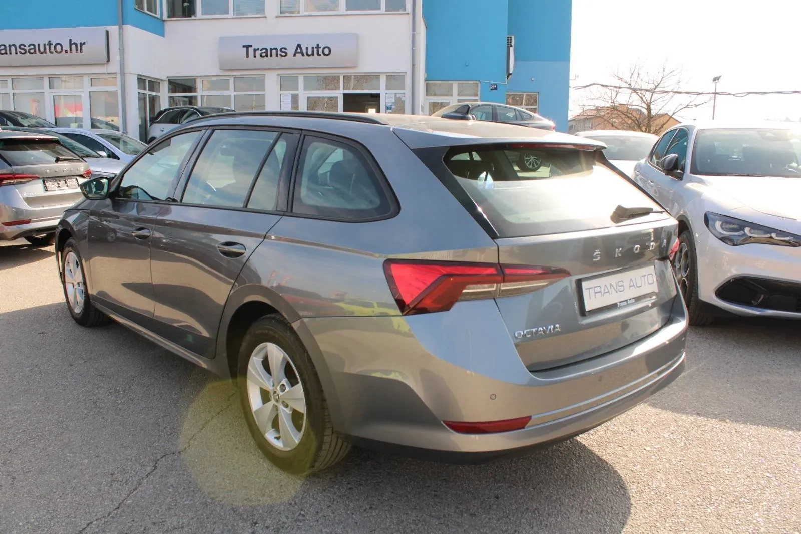 škoda octavia combi 2.0 tdi 150ks dsg *led, navigacija* - slika 14