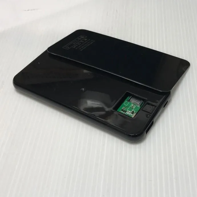 mini skrivena kamera punjač za mobitel - slika 5