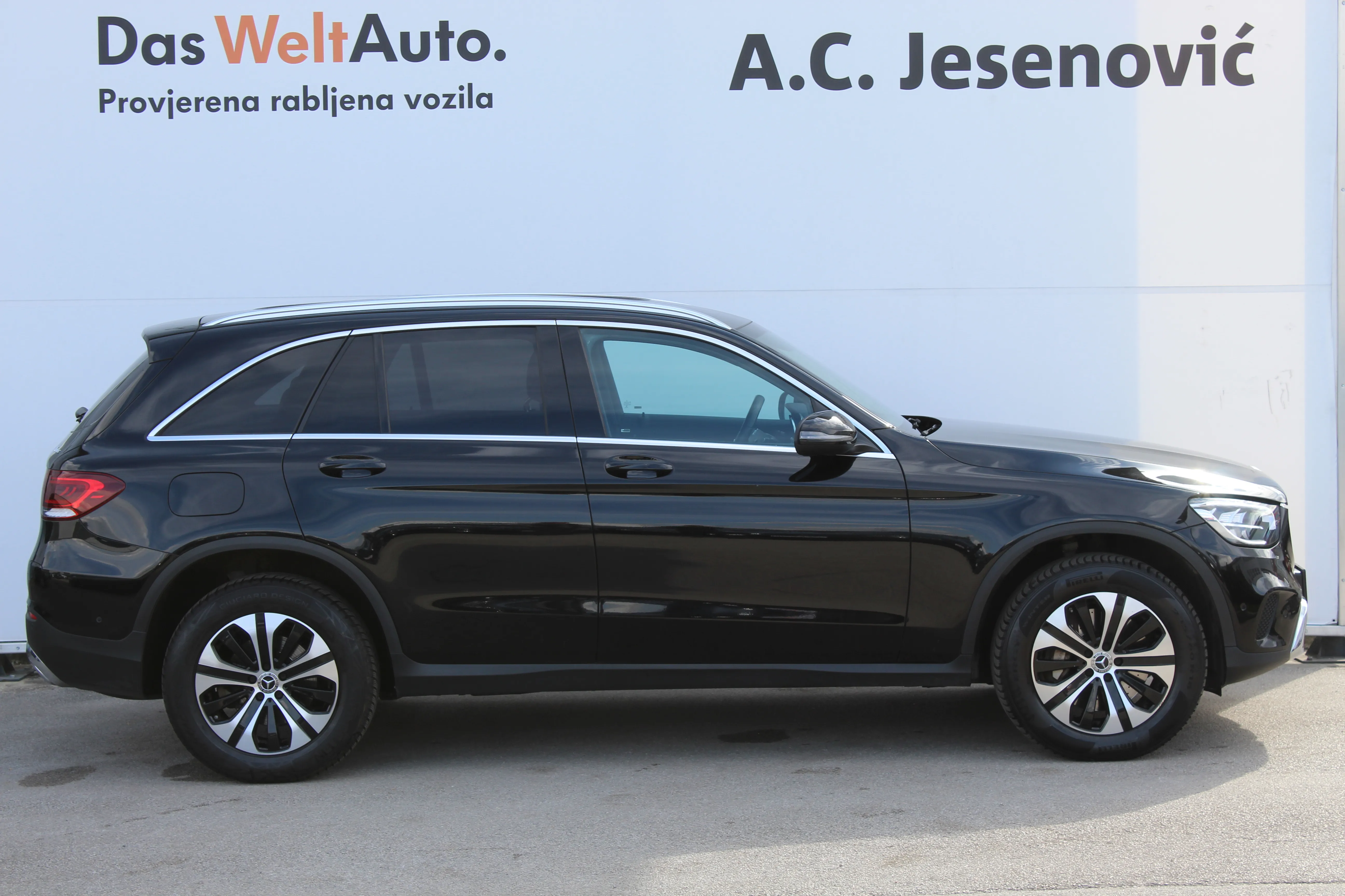 13120 mercedes-benz glc 300 de 4matic aut. *ponuda dana* - slika 5