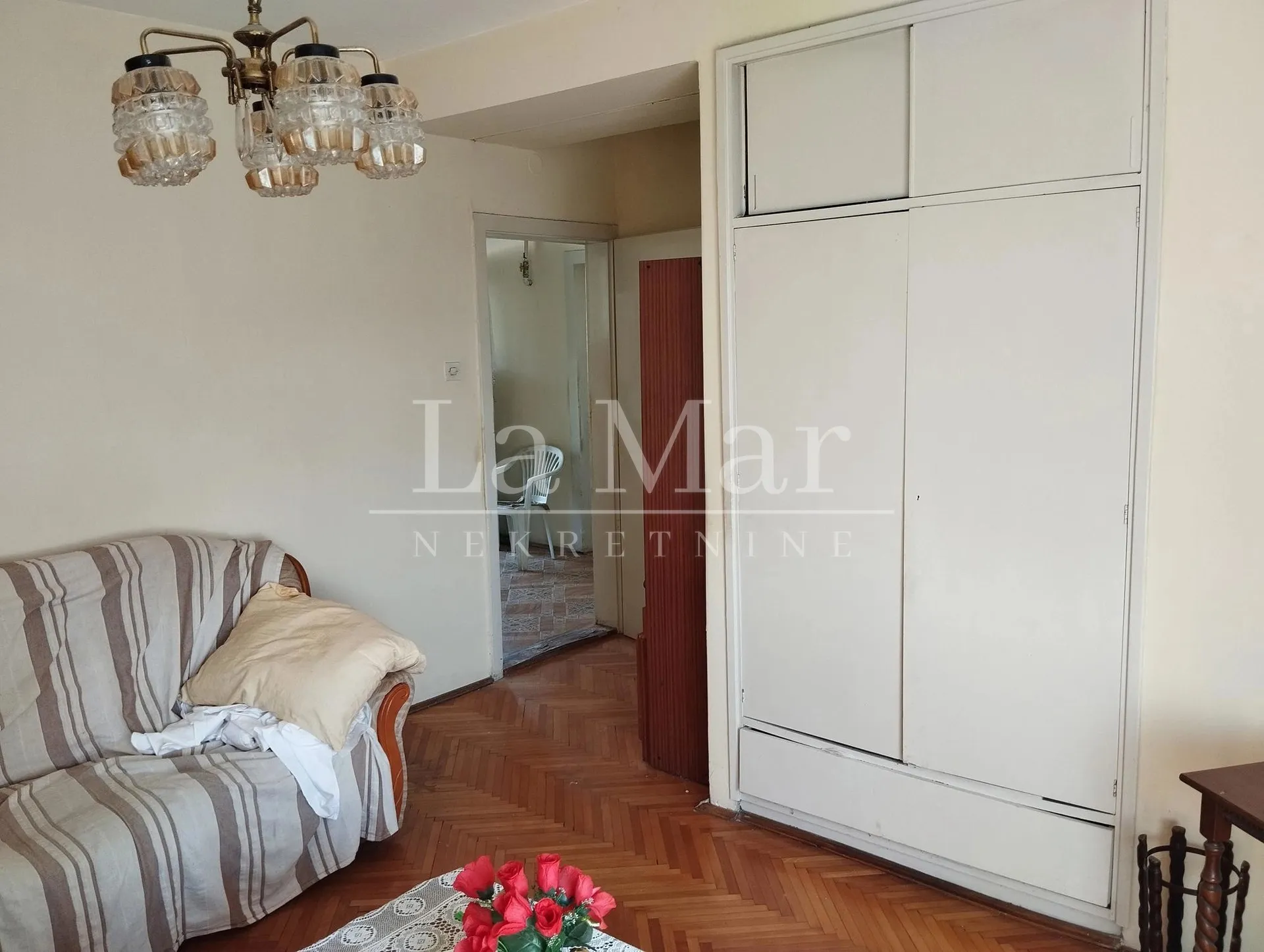 kruge-stan za adaptaciju, 44m2 - slika 3