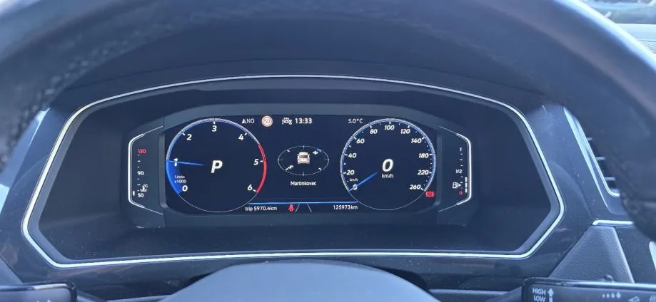 vw tiguan 2,0 r line - 2021 - 120.000km - navi - full - reg 1 god !!! - slika 17