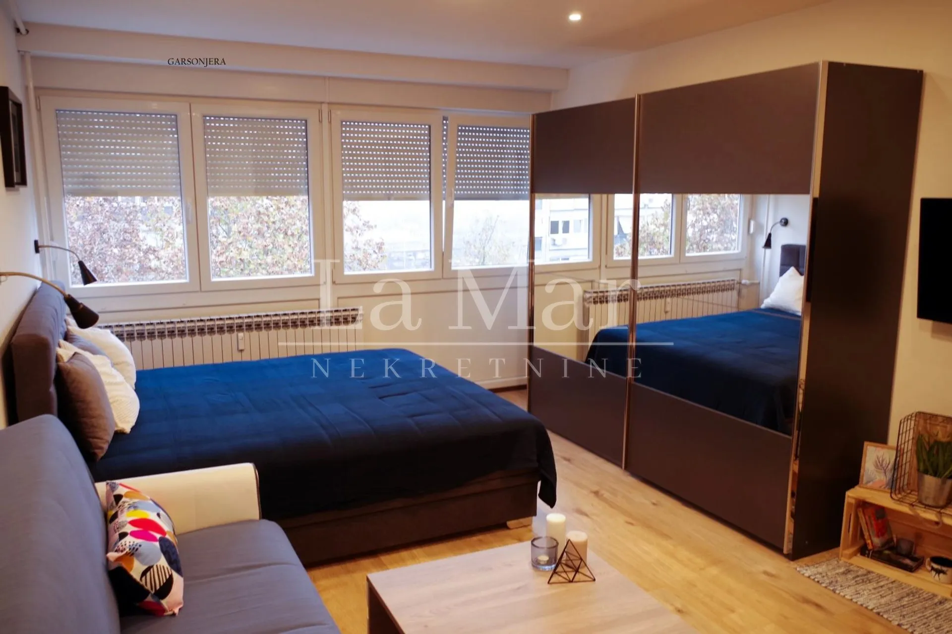 zapruđe-56m2 ( 2 zasebne jedinice) , 8.kat - slika 13