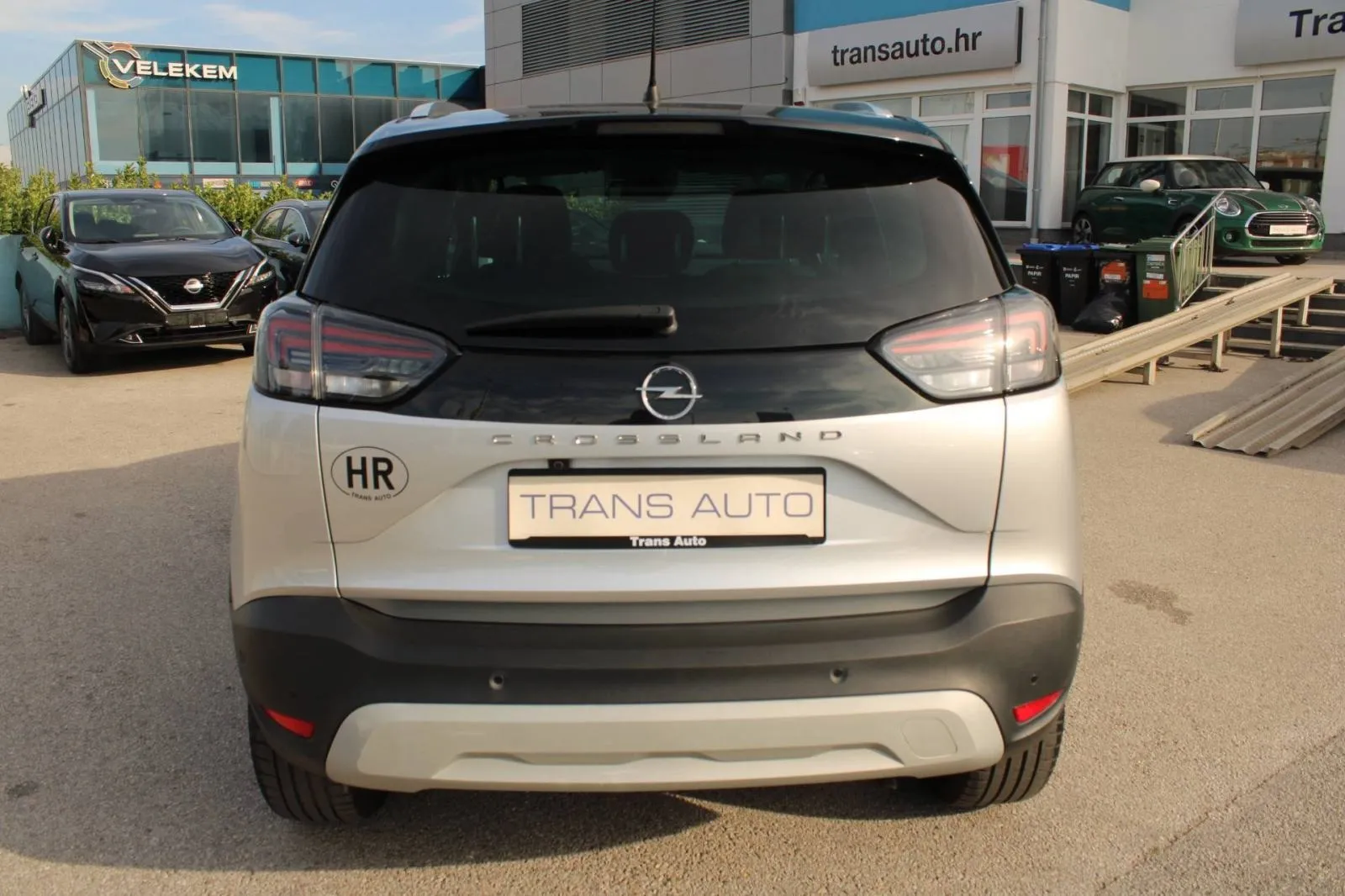 opel crossland 1.2 turbo ultimate *led,navigacija,kamera* - slika 6