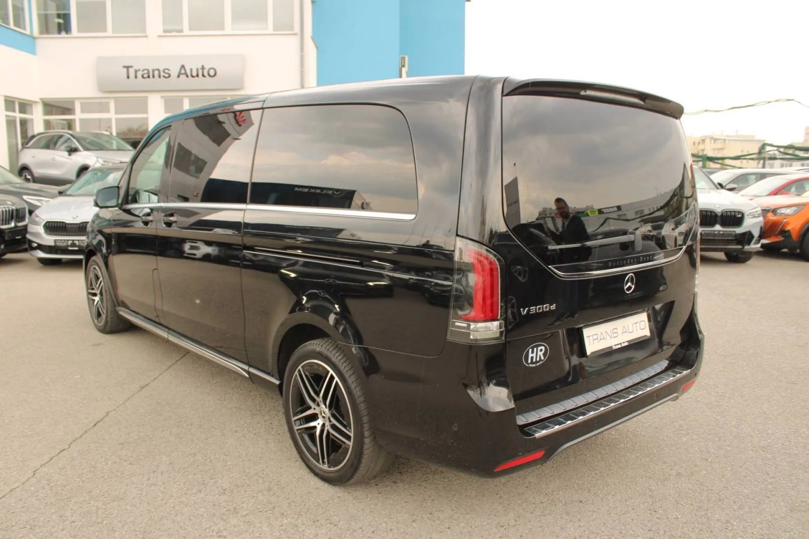 mercedes-benz klasa v 300d amg extralong automatik *led, navigacija, k - slika 7