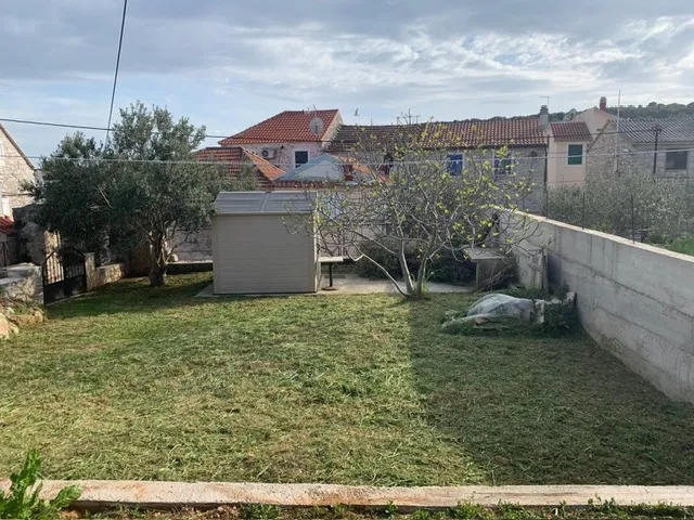 prodaja kuće i građevinskog zemljišta - slika 10