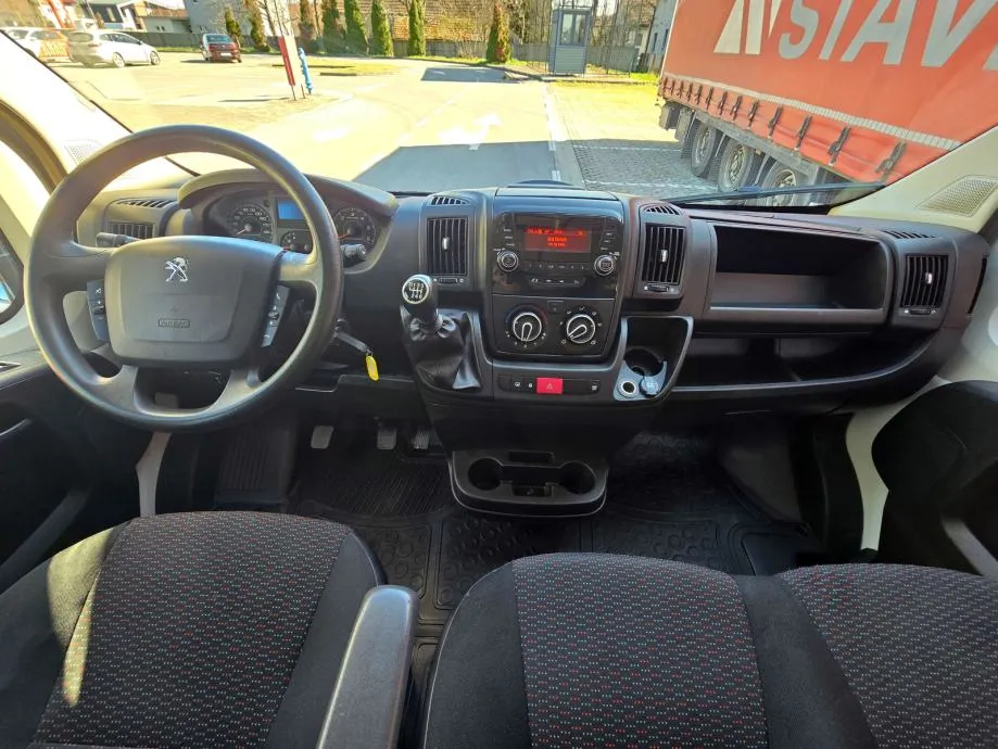 peugeot boxer l4 doka, dupla kabina, 2.2 bluehdi, reg. 3/2026 - slika 11