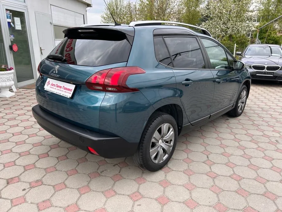 peugeot 2008 1,2 benzin 2018.,allure, reg:17.01.2027.,servisna, navi - slika 7