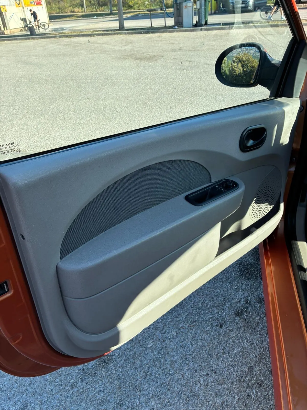 renault twingo 1.2 16v - slika 13