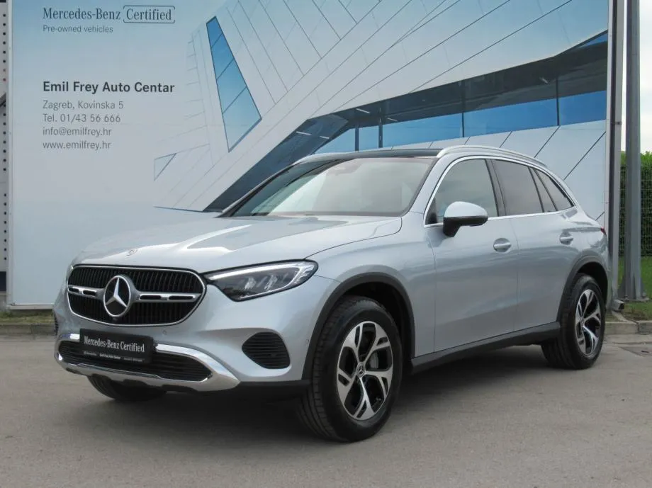 mercedes-benz glc 300 de 4m avantgarde/panorama/head-up/kuka/dc - slika 3