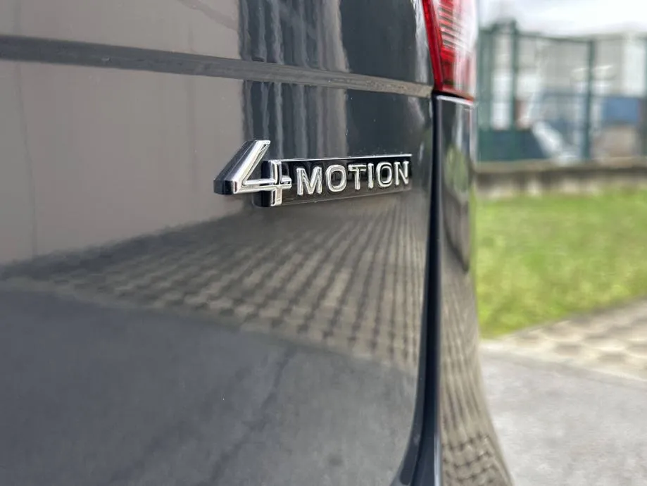 vw tiguan 2.0 tdi elegance * 200 ks * panorama *4motion *jamstvo 24 mj - slika 24