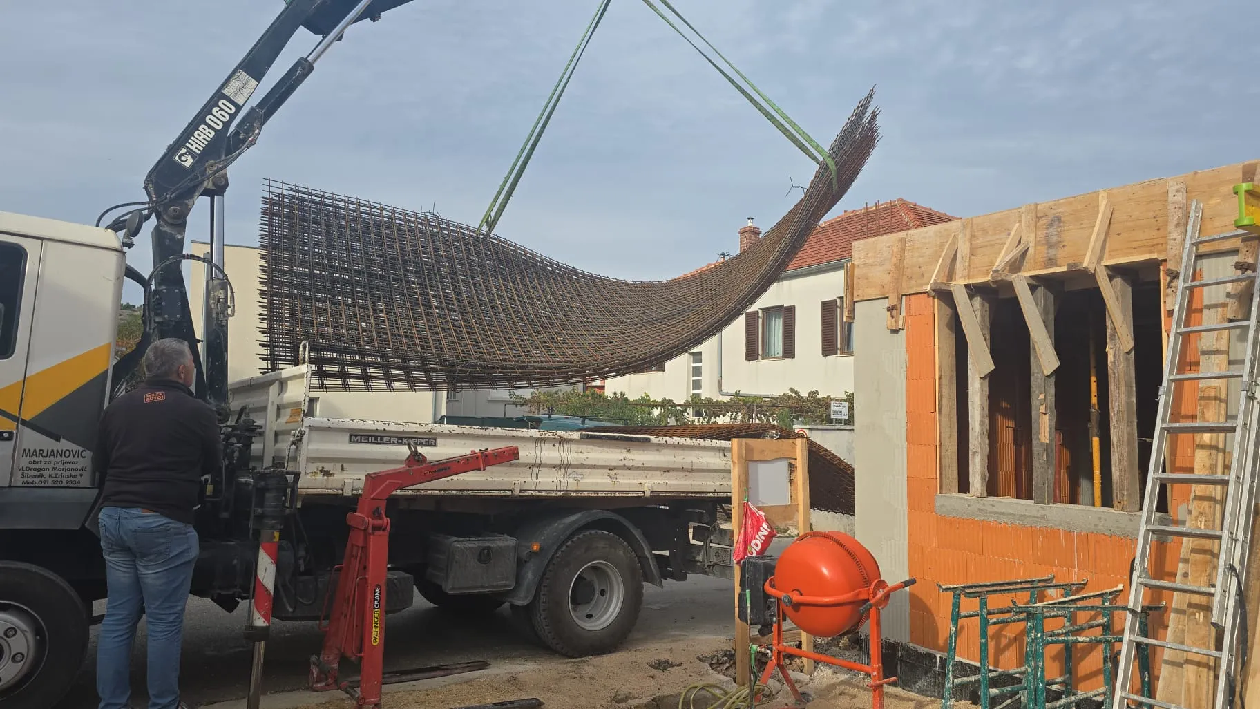 dvoetažni stanovi samo 70m od mora-murter - slika 8