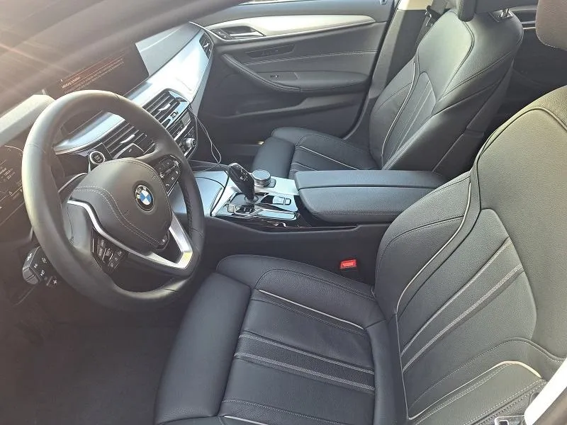 bmw serija 5 520d*steptronic* - slika 18