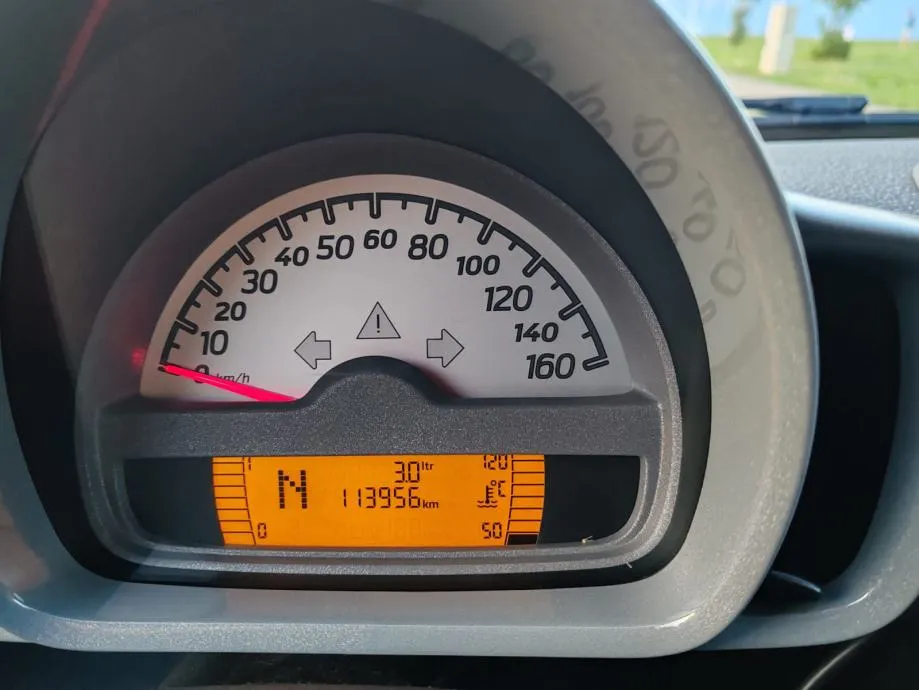 smart fortwo coupe automatik 114000 km , 2007 g. - slika 12