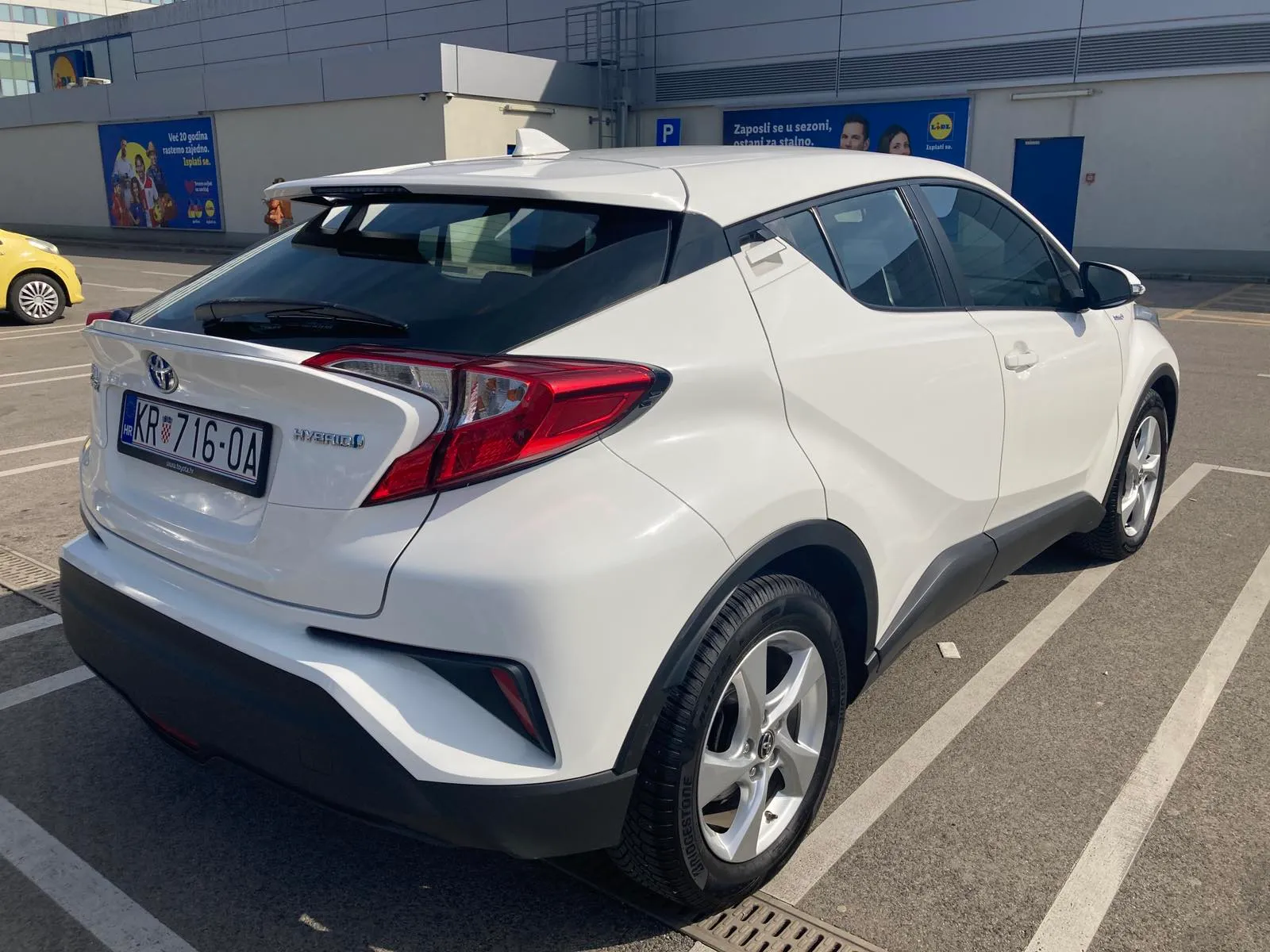 toyota c-hr - slika 3
