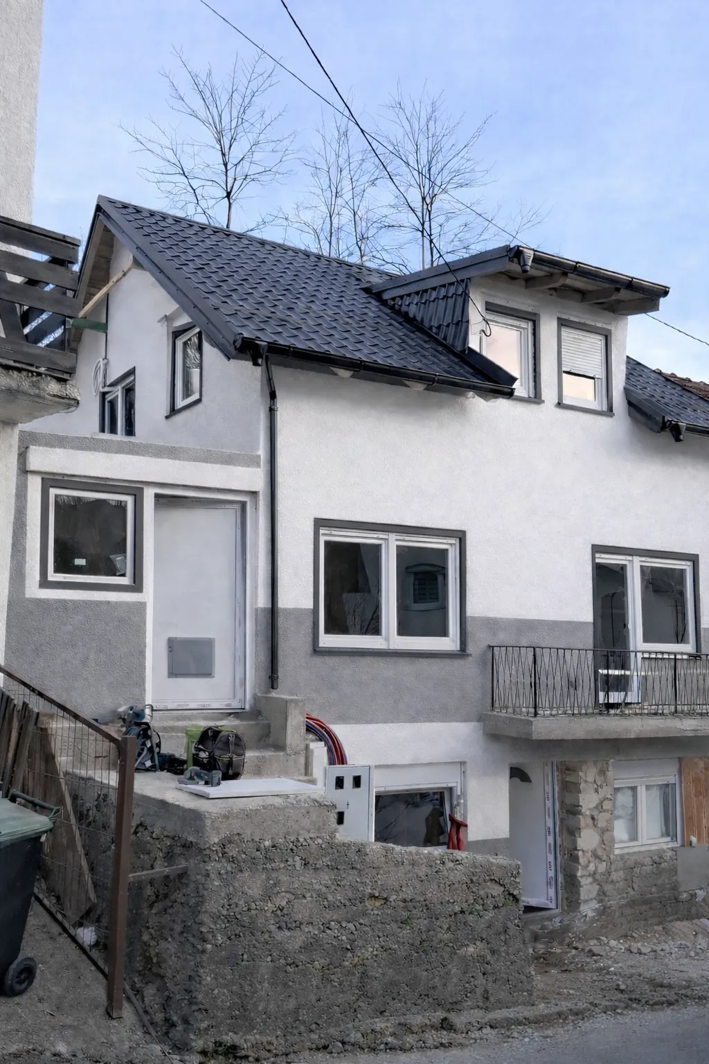 prodaja novo uređene kuče - slika 1