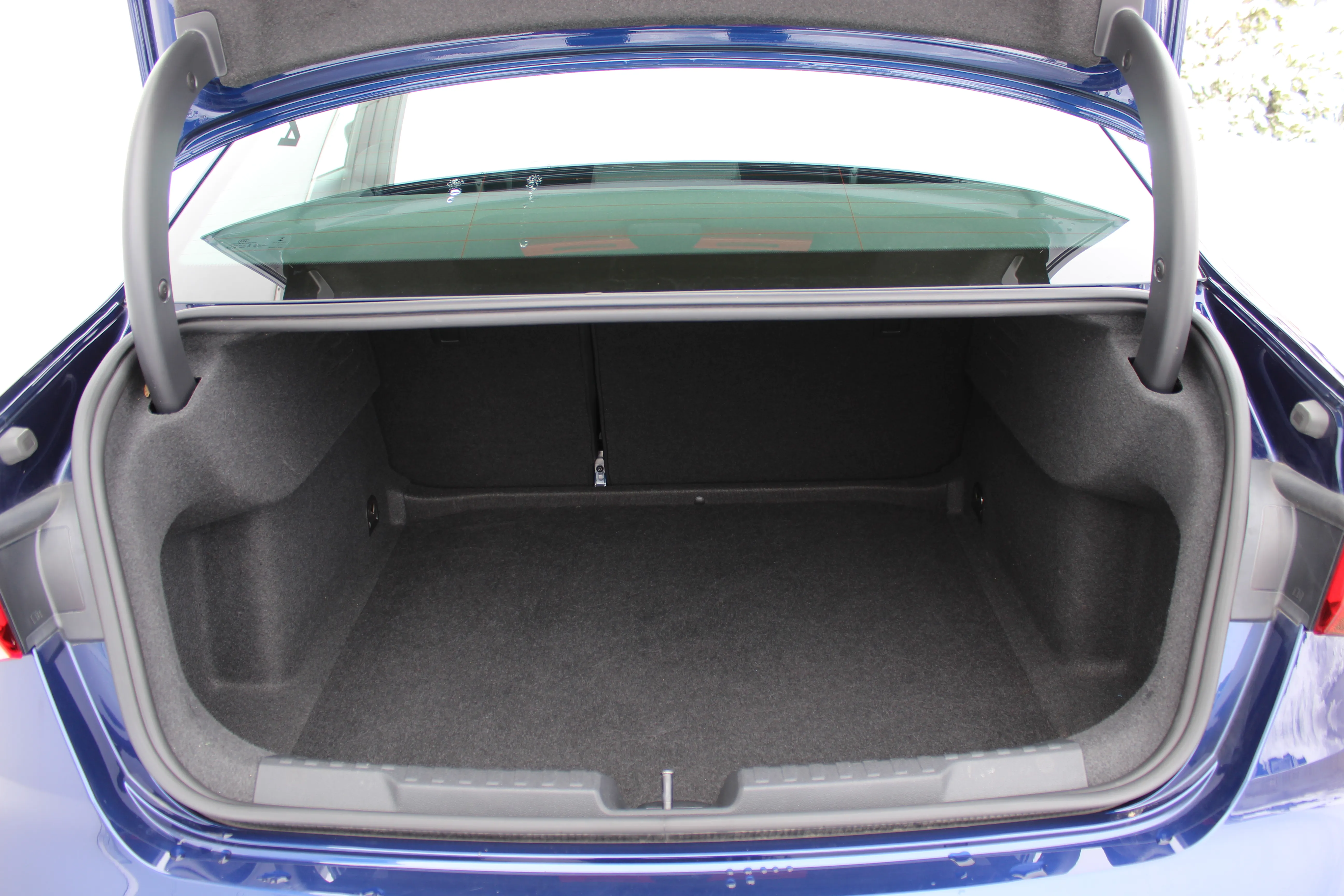 13092 audi a3 limousine 35 tdi - slika 15