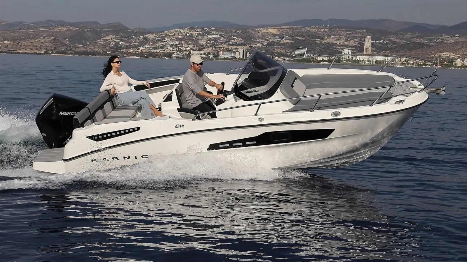 karnic 6,70m sl642 (sundeck kabina) model 2025 - slika 15