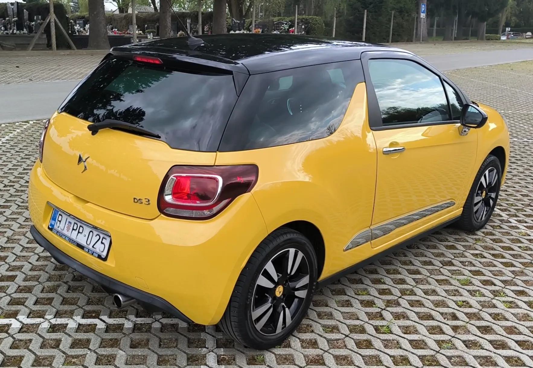 ds3, 1,2 puretech, sochic, kamera, ekstra stanje - slika 9