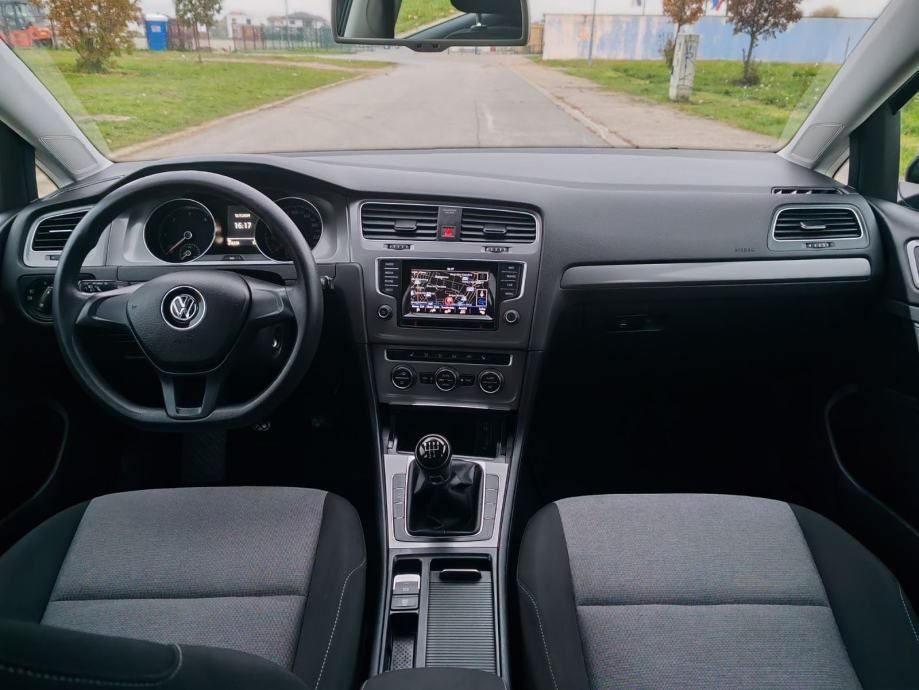 vw golf 7 variant 1,6 tdi,2014 god,218000 km,kartice - slika 12