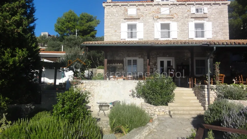 Mali Lošinj, Otok Unije - Pansion, 368 m2 Prodaja - Unije, Mali Lošinj