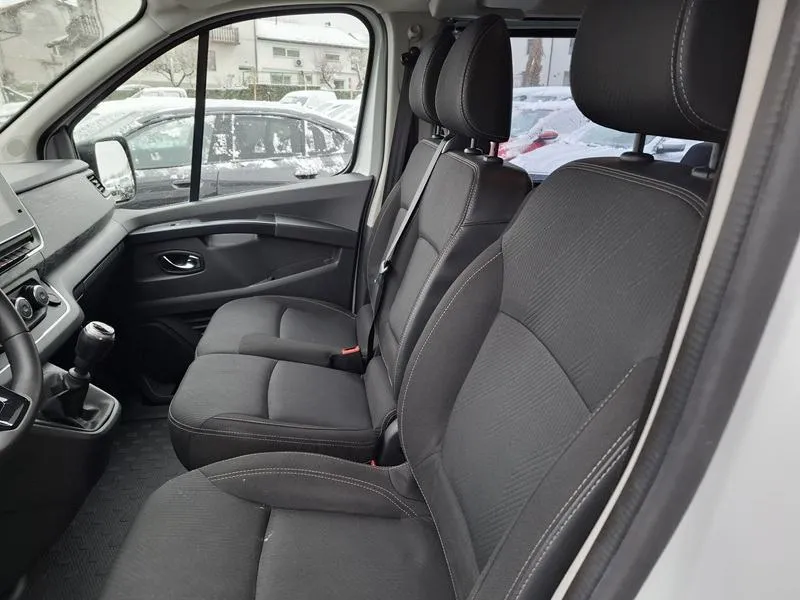 renault trafic 2.0 dci*150ks*5+1*klima*navigacija*5+1*, 2022 god. - slika 12