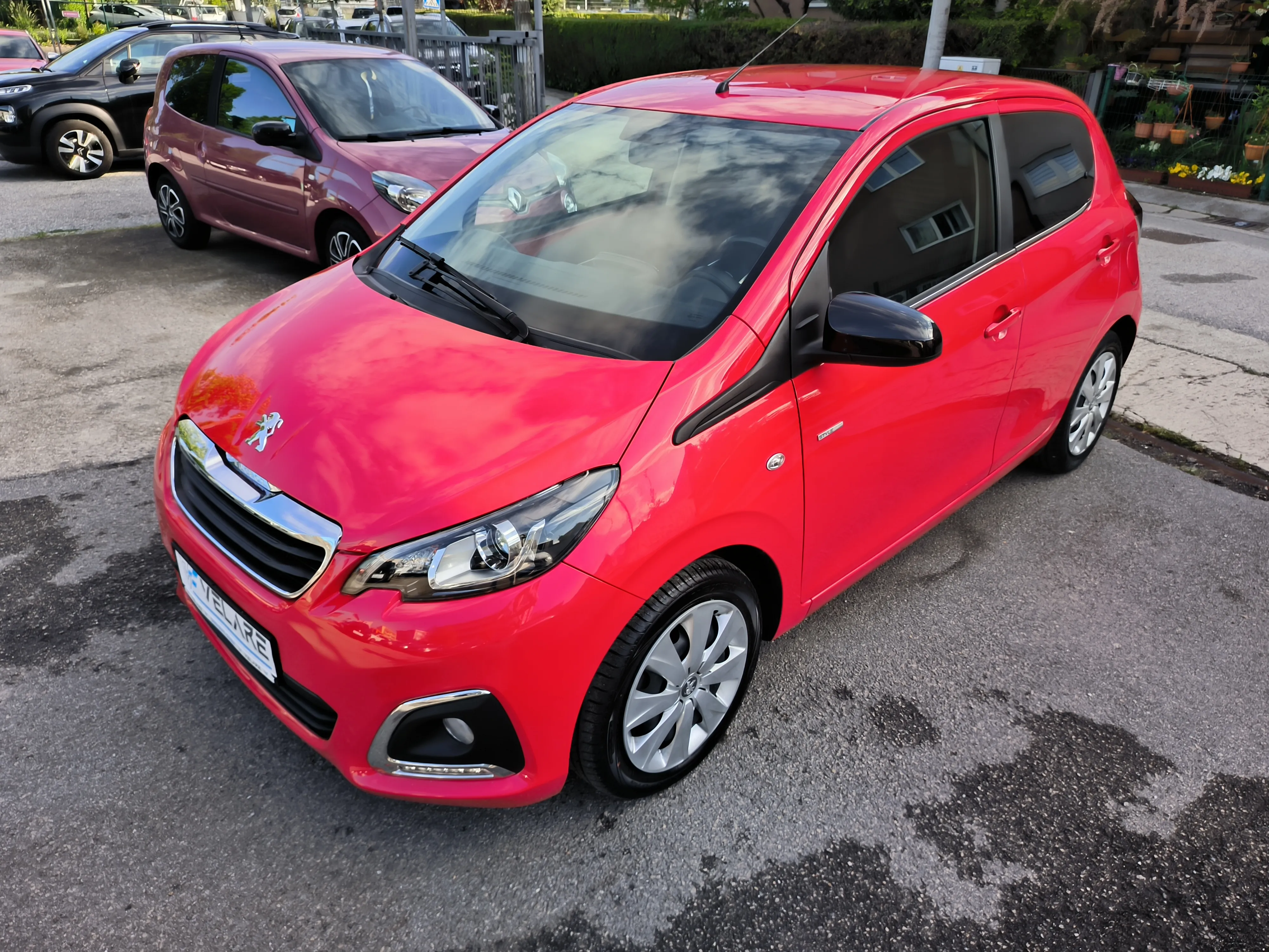 peugeot 108 1,0 vti, style, servisna, jamstvo, reg. 1 godinu - slika 2