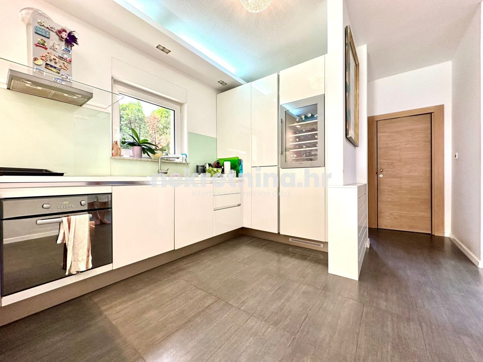 prodaja - kuća: maksimir, bukovac, 230.00 m2 (prodaja) - slika 13