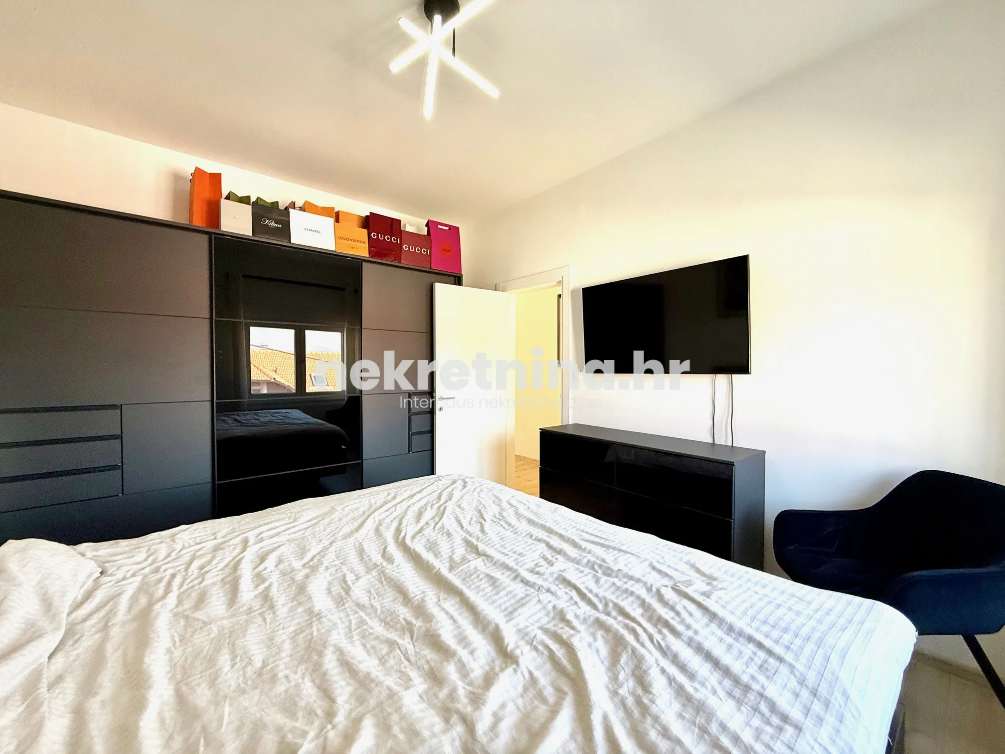 prodaja - trosobni stan - gornja dubrava - oporovec - 87m2 - slika 21