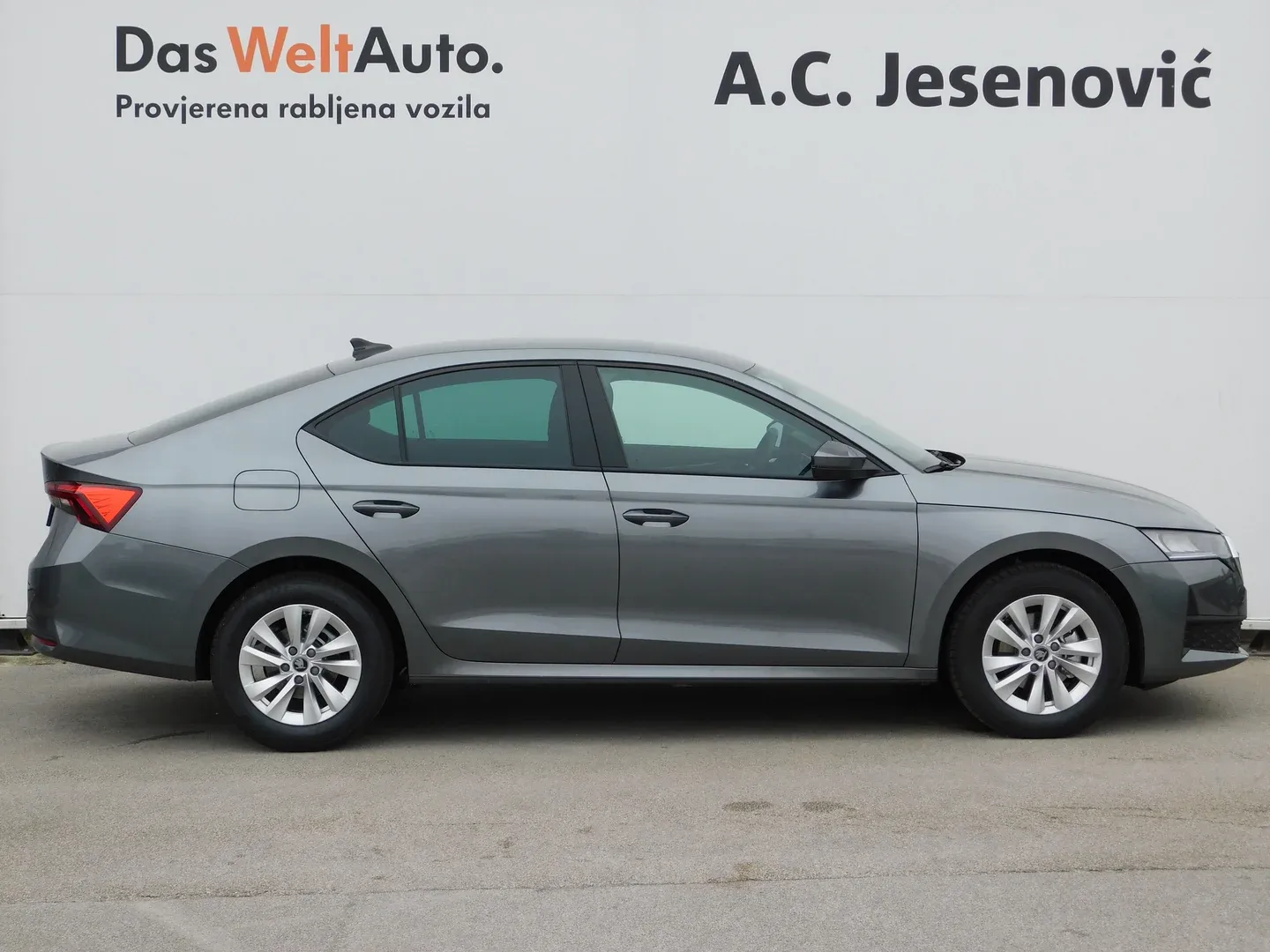 12744 škoda octavia fl essence 2.0 tdi - slika 4