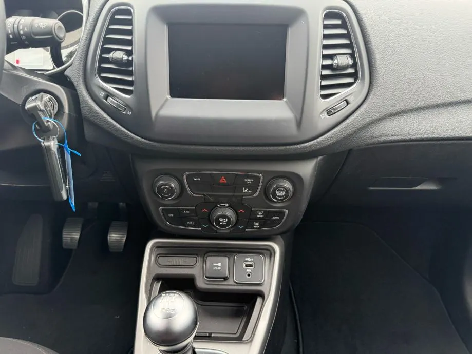 jeep compass 1,6 multijet business, senzori, kamera, 4x garancija!!! - slika 13