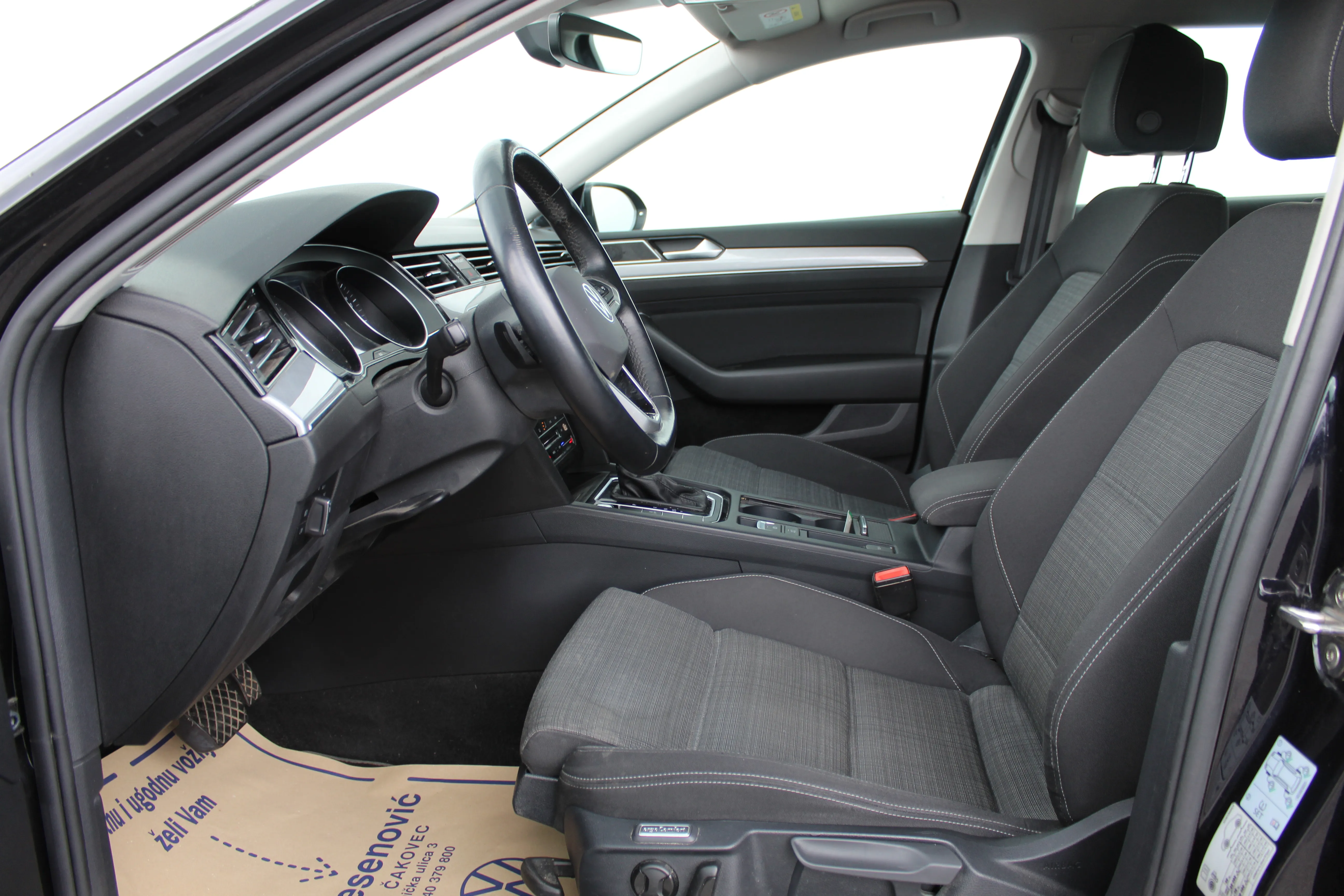 13179 volkswagen passat variant 2.0 tdi dsg business - slika 8
