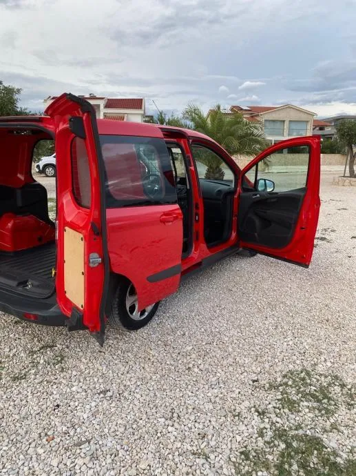 ford transit courier | dupla bočna vrata *oglas iz usluge*, 2014 god. - slika 9