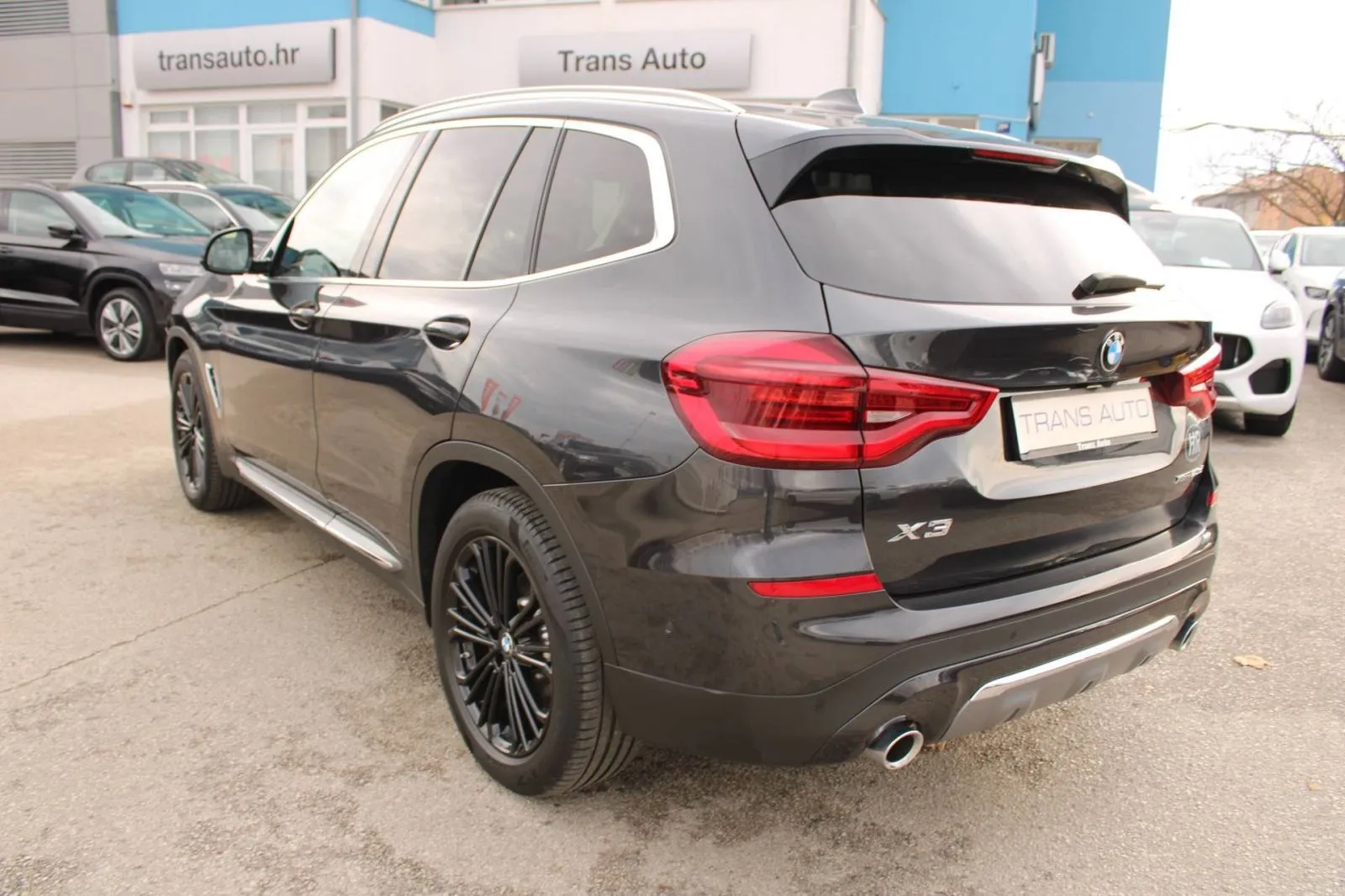bmw x3 xdrive 20d automatik luxury line *led, navigacija, kamera* - slika 13