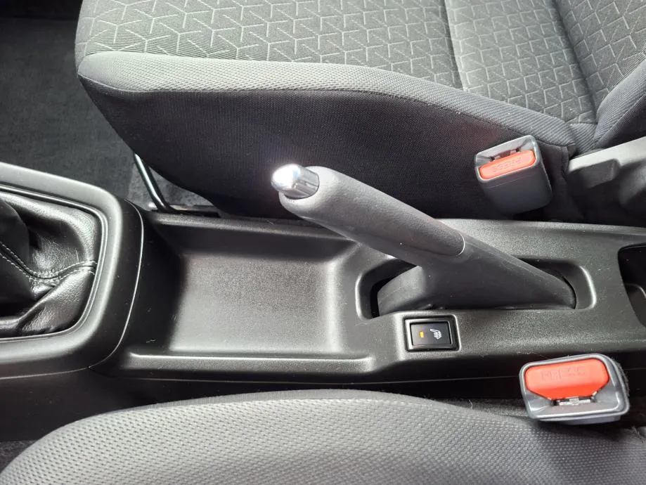 suzuki swift 1,2 - slika 15