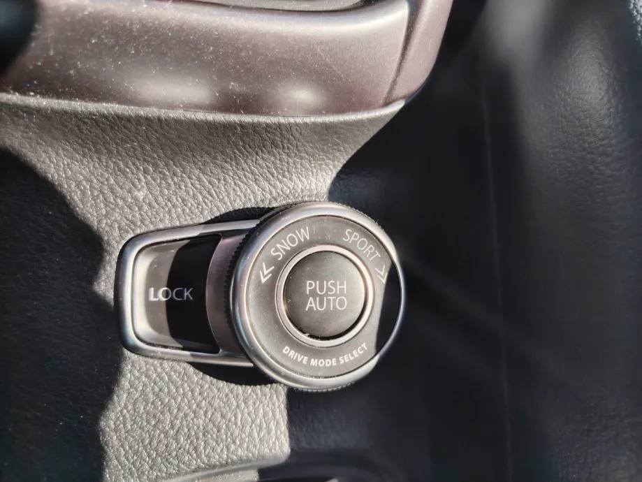 suzuki s-cross 1,4 glx hybrid 4x4 - slika 16