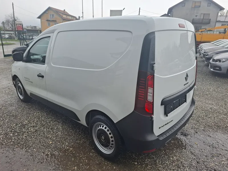 renault express 1.5 dci*klima*park.senzori* - slika 8