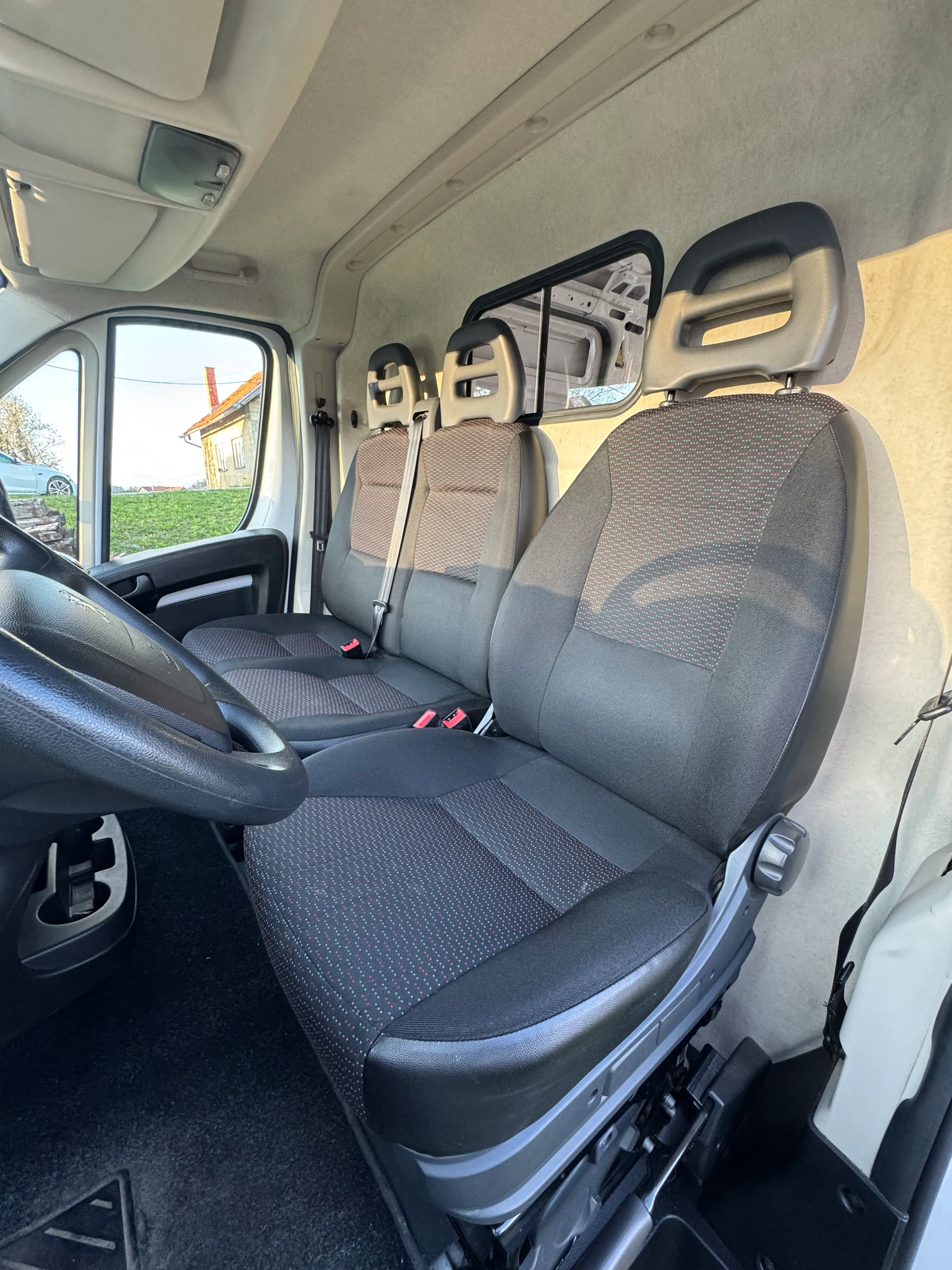 peugeot boxer 2.2 hdi, l2h2, 2021., 88000 km - slika 10