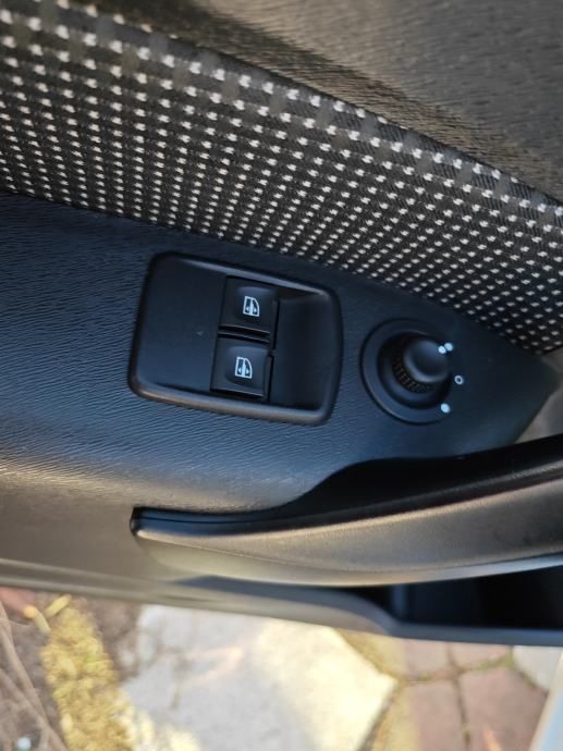 mercedes-benz citan 111 cdi - slika 10