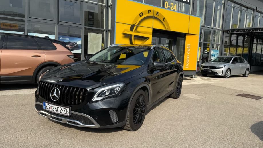 mercedes-benz gla 200 automatik 115kw - slika 5
