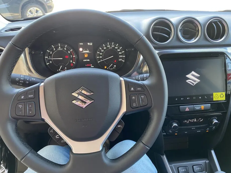 suzuki vitara 1.4 hybrid glx elegance 2wd - facelift model!!! - slika 10